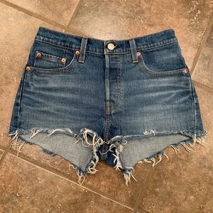 Levi’s Shorts - medium wash - size 25